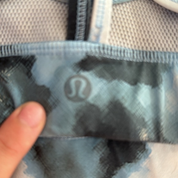 Lululemon sports bra - Picture 3 of 5